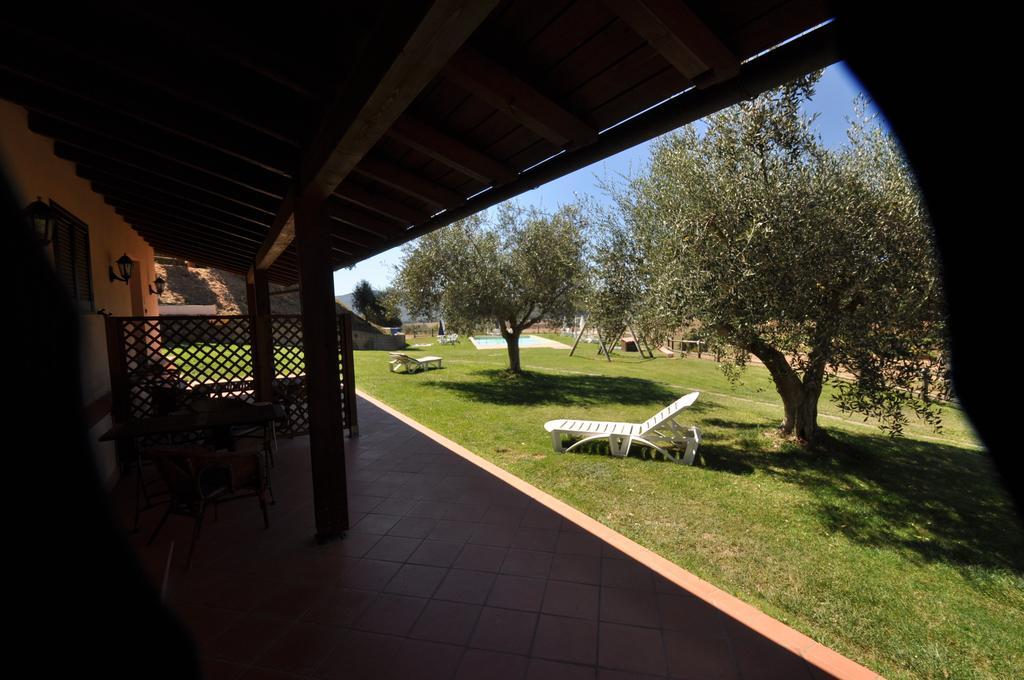 Agriturismo Il Cerrosughero Villa Скарлино Стая снимка